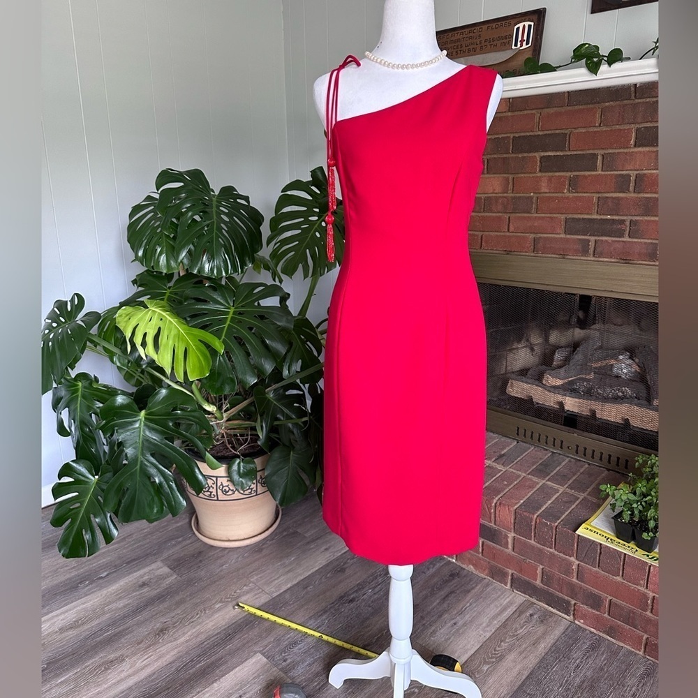 🛍️ Due Per Due Veste one shoulder red dress with side zipper excellent.